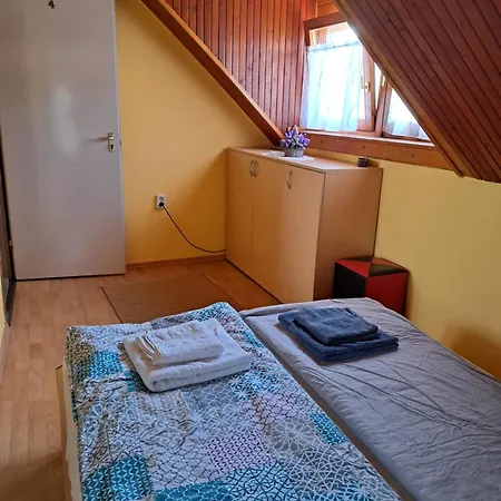 Pink Tulip House Apartment Siofok