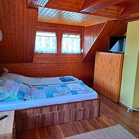 Appartement Pink Tulip House Siófok